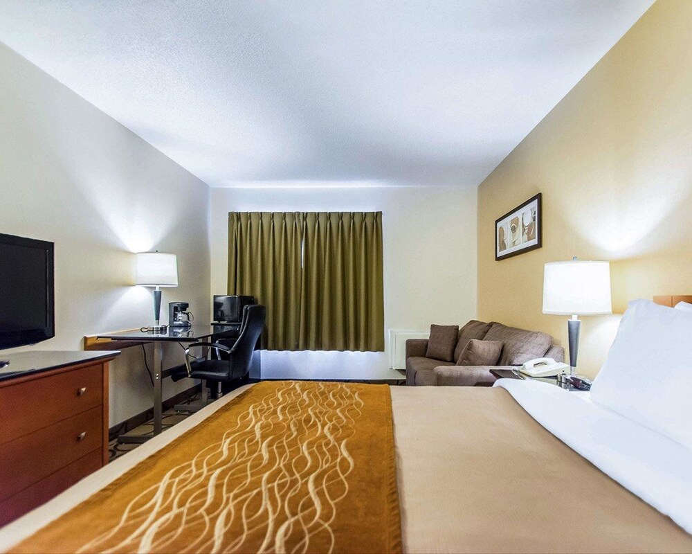 Comfort Inn East, Sudbury (ON) Comfort Inn East, Sudbury (ON)
