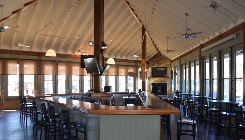 Chapel Hill University Inn, Chapel Hill Chapel Hill University Inn, Chapel Hill