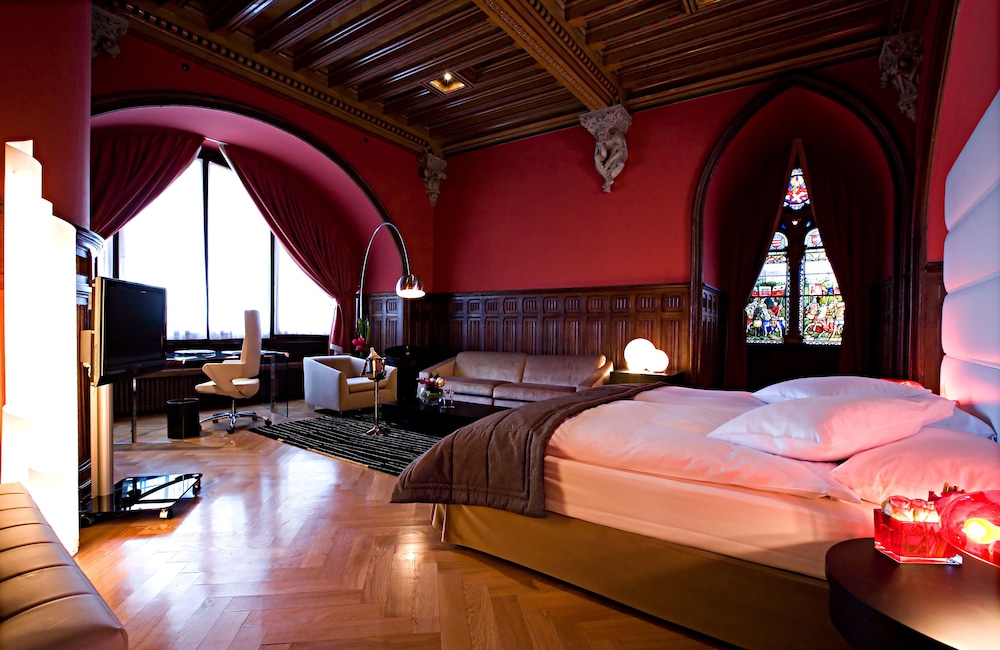 Château d'Ouchy, Lausanne Château d'Ouchy, Lausanne