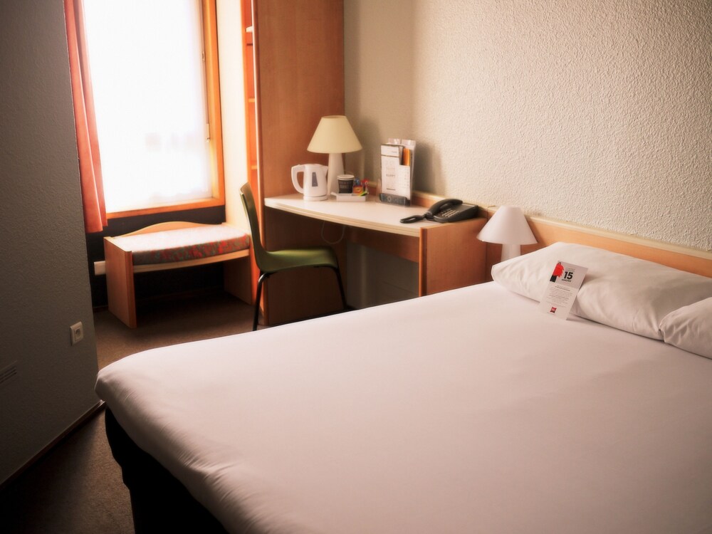 Hotel ibis Mulhouse Ville Gare Centrale, Mulhouse Hotel ibis Mulhouse Ville Gare Centrale, Mulhouse
