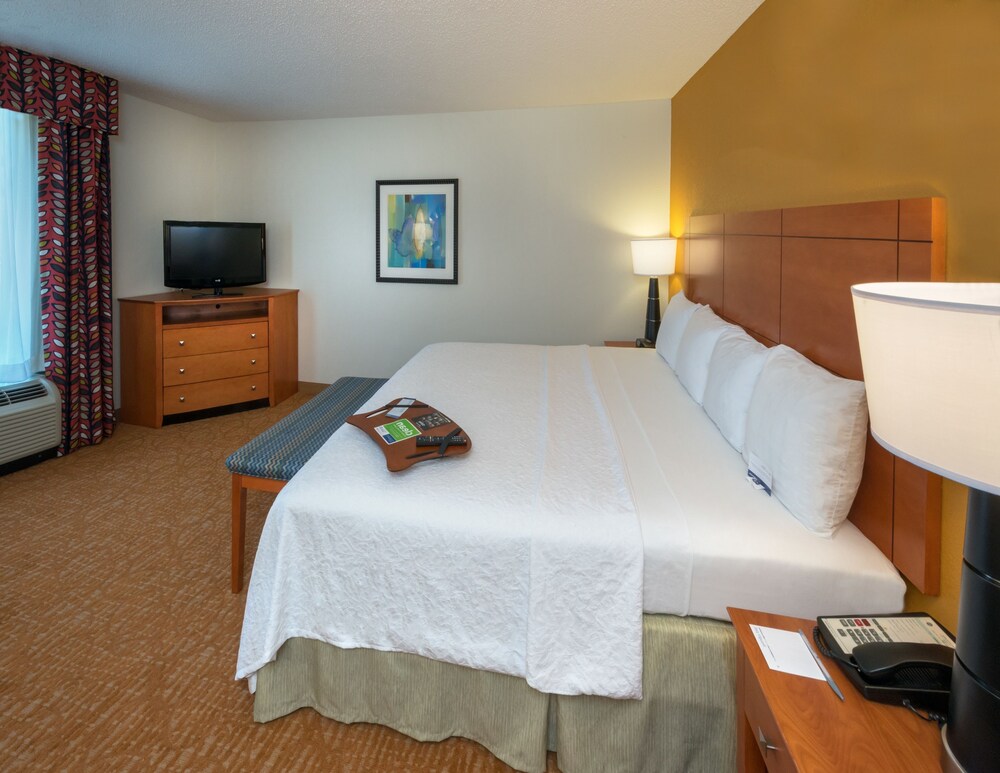Hampton Inn & Suites Mobile I-65@ Airport Blvd, Mobile Hampton Inn & Suites Mobile I-65@ Airport Blvd, Mobile