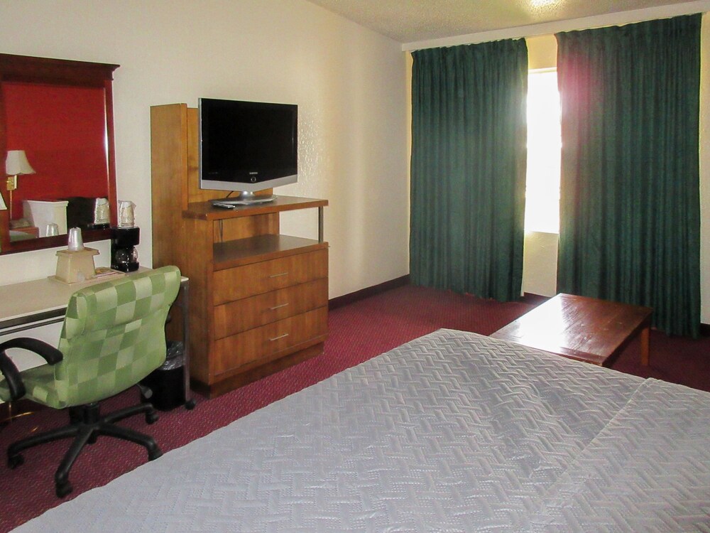 Rodeway Inn & Suites, Denver Rodeway Inn & Suites, Denver