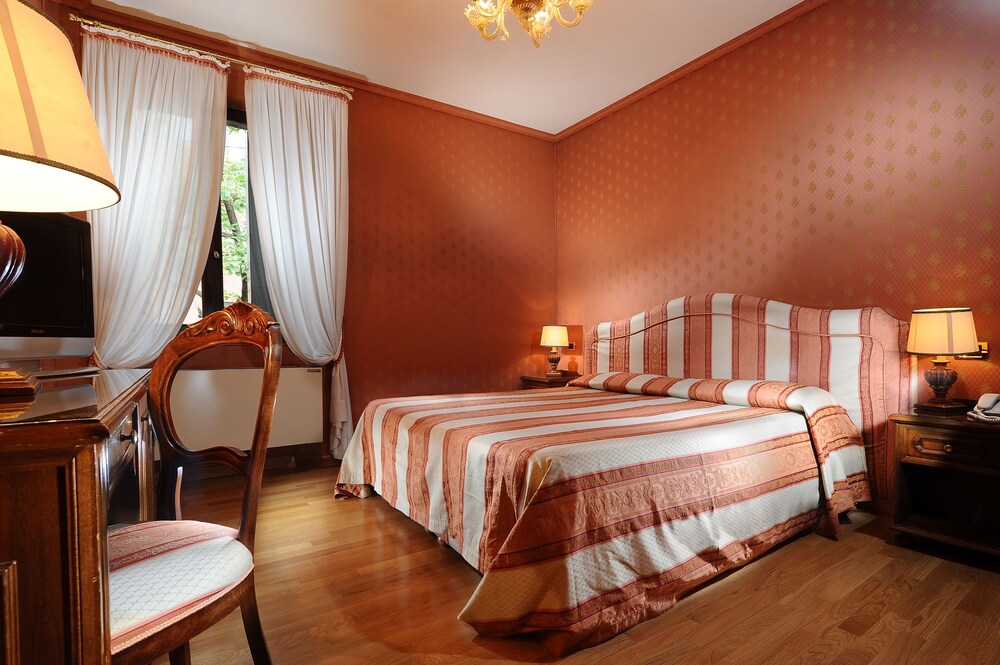 Hotel Abbazia, Venice Hotel Abbazia, Venice