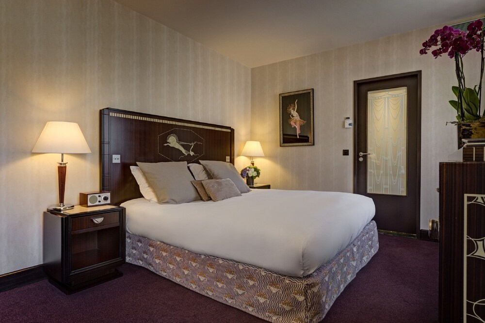L'Hotel du Collectionneur Arc de Triomphe, Paris L'Hotel du Collectionneur Arc de Triomphe, Paris