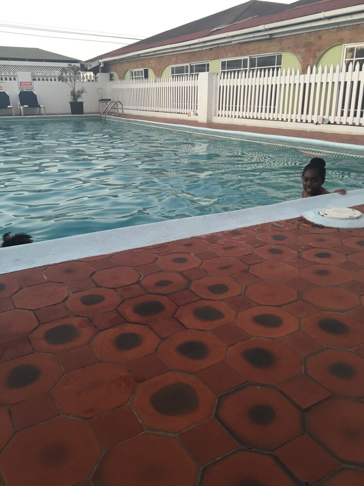 Village Hotel, Ocho Rios Village Hotel, Ocho Rios
