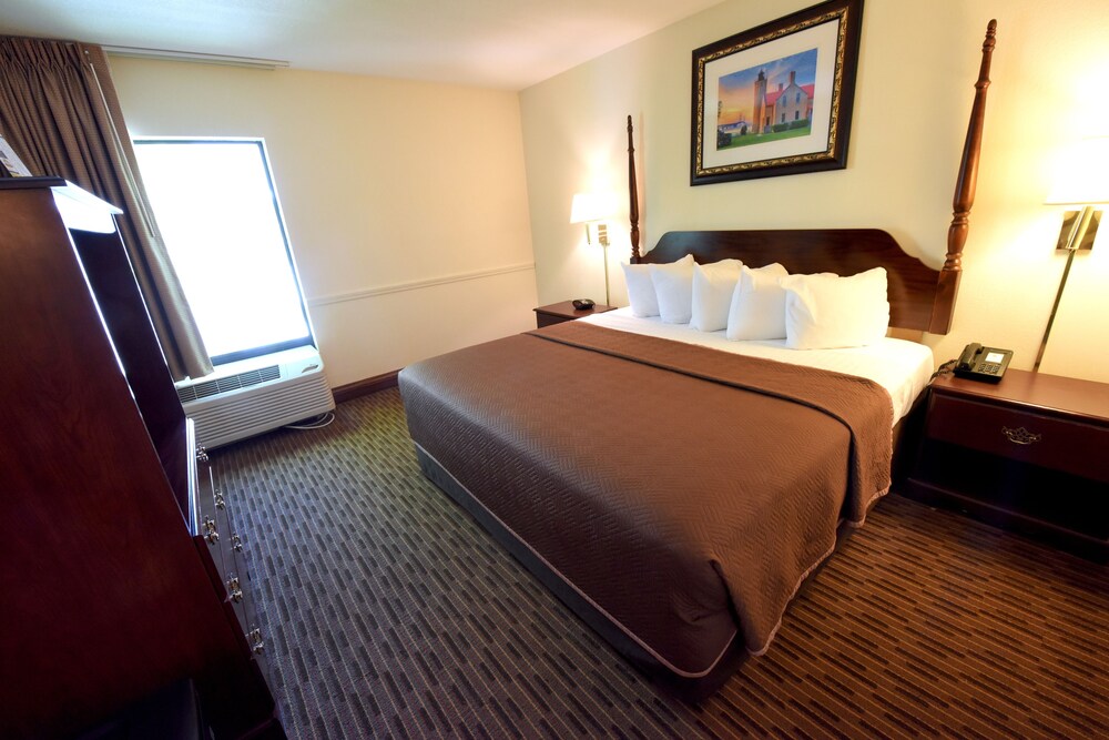 Bayside Hotel of Mackinac, Mackinaw City Bayside Hotel of Mackinac, Mackinaw City