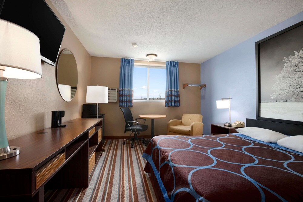 Super 8 by Wyndham Council Bluffs IA Omaha NE Area, Council Bluffs Super 8 by Wyndham Council Bluffs IA Omaha NE Area, Council Bluffs