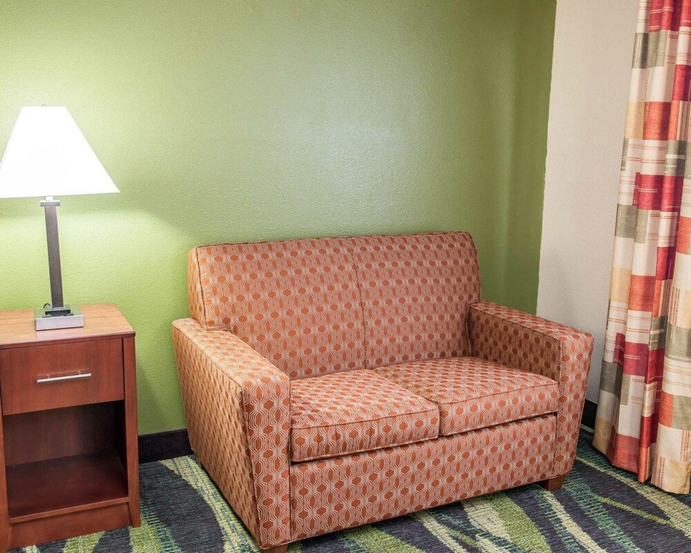 Quality Inn & Suites South Bend, South Bend Quality Inn & Suites South Bend, South Bend