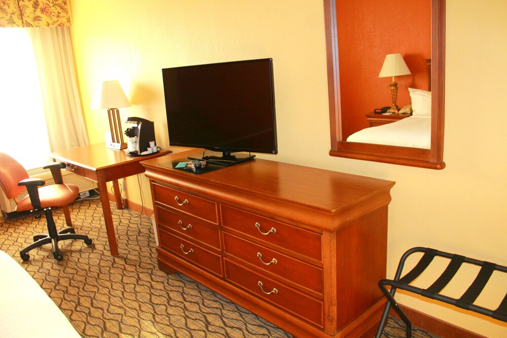 Holiday Inn Express Miami International Airport, Miami Holiday Inn Express Miami International Airport, Miami