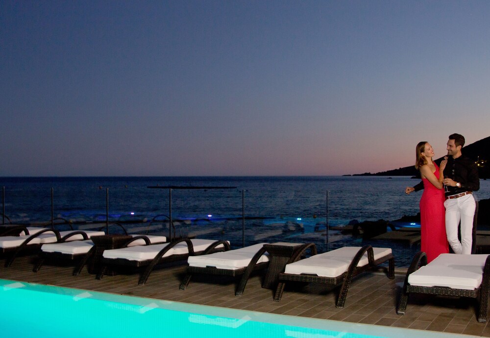 Tiara Miramar Beach Hotel & Spa, Cannes Tiara Miramar Beach Hotel & Spa, Cannes