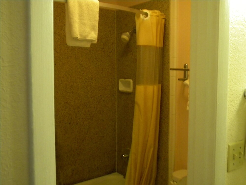 Days Inn by Wyndham Daytona Beach Speedway, Daytona Beach Days Inn by Wyndham Daytona Beach Speedway, Daytona Beach