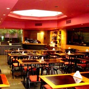 方尖塔中央套房公寓飯店