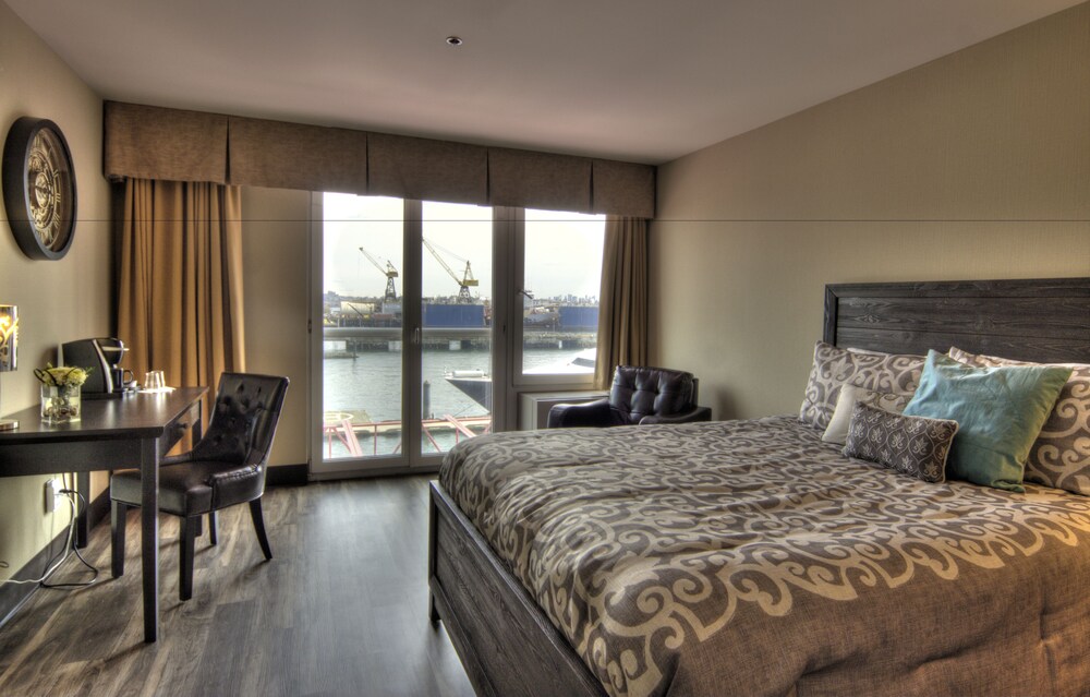 Lonsdale Quay Hotel, Vancouver Lonsdale Quay Hotel, Vancouver