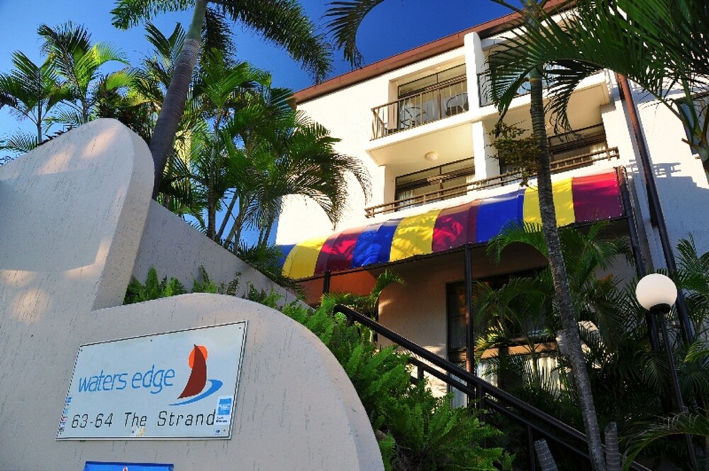 Waters Edge The Strand, Townsville Waters Edge The Strand, Townsville