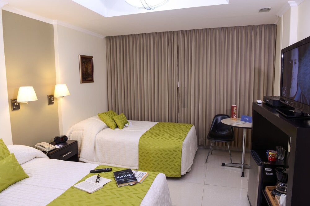 Hotel Ramada, Guayaquil Hotel Ramada, Guayaquil
