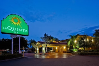 La Quinta Inn Suites Hotels Near Lowry Park Zoological Garden La Quinta Inn Tampa Bay Airport