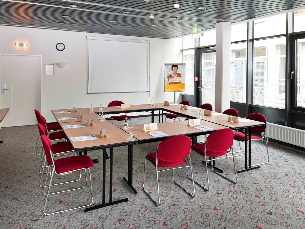 ibis Augsburg Hauptbahnhof, Augsburg ibis Augsburg Hauptbahnhof, Augsburg