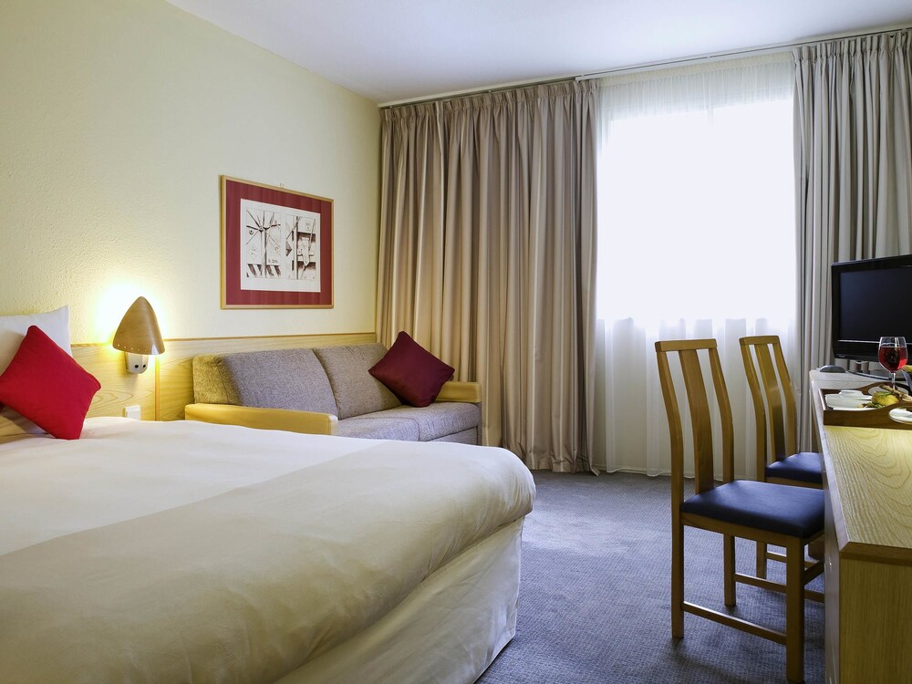 Novotel Manchester West