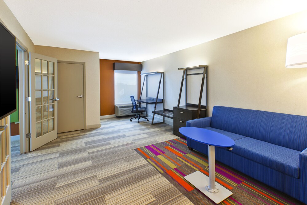 Holiday Inn Express Hotel & Suites Chicago-Midway Airport, Chicago Holiday Inn Express Hotel & Suites Chicago-Midway Airport, Chicago