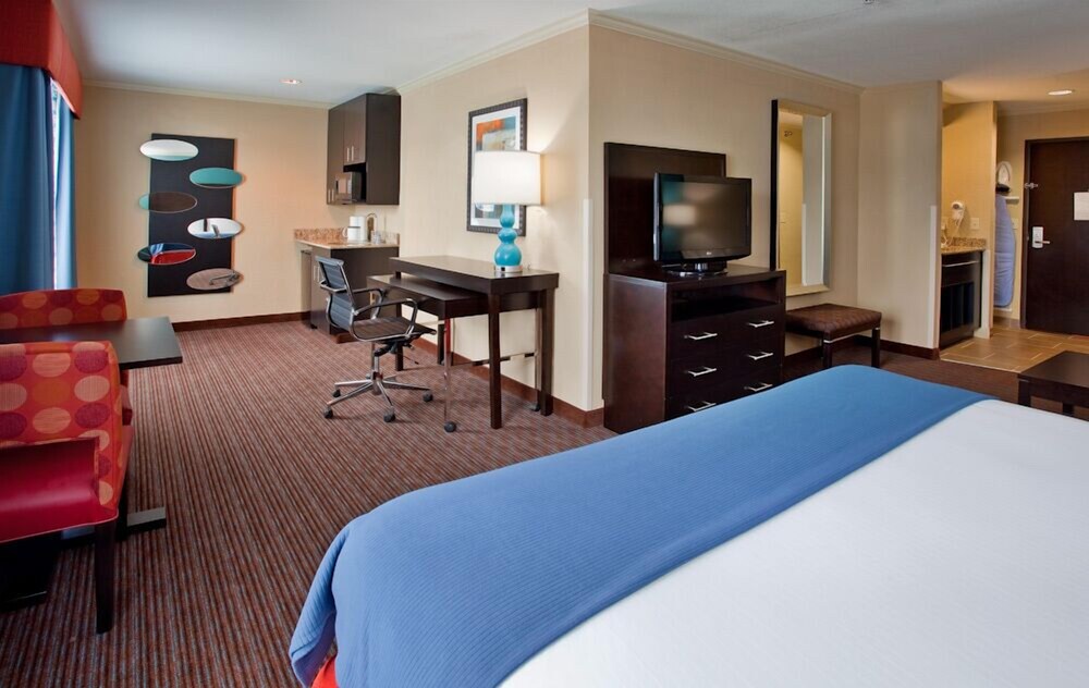Holiday Inn Express North Kansas City, Kansas City Holiday Inn Express North Kansas City, Kansas City