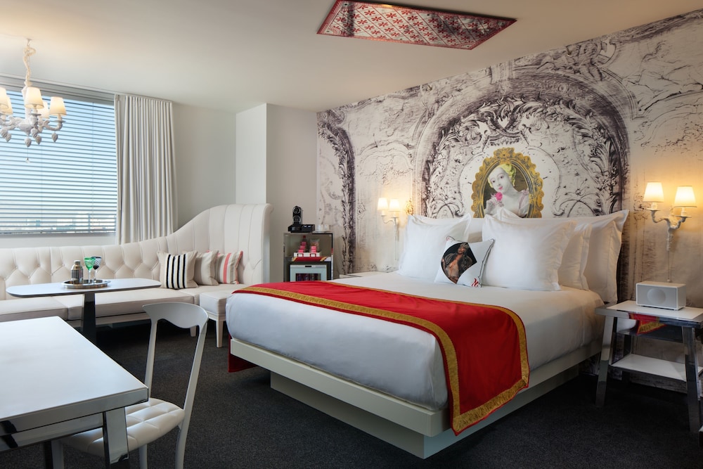 SLS Las Vegas, Las Vegas SLS Las Vegas, Las Vegas