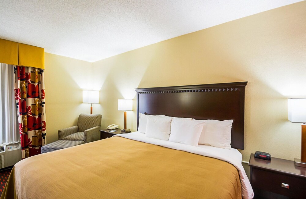 Quality Inn & Suites, Hagerstown Quality Inn & Suites, Hagerstown