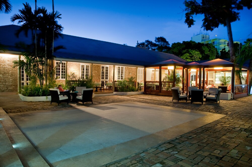 Island Inn All Inclusive Hotel, Bridgetown Island Inn All Inclusive Hotel, Bridgetown