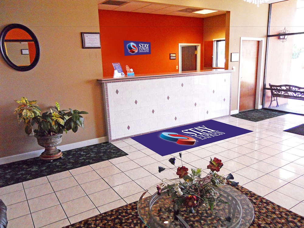 Stay Express Inn & Suites Brunswick, Brunswick Stay Express Inn & Suites Brunswick, Brunswick