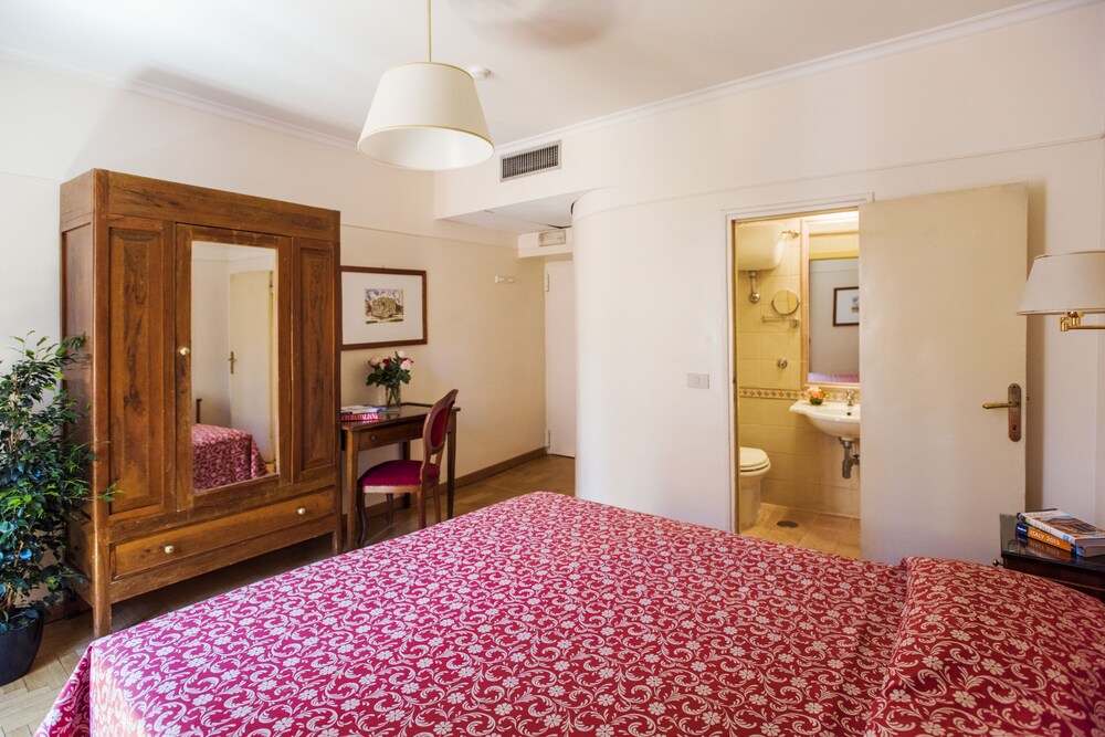 Hotel Due Torri, Rome Hotel Due Torri, Rome