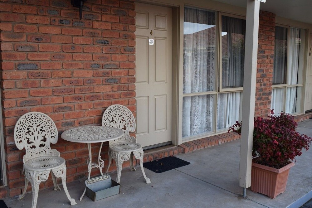 Australian Settlers Motor Inn, Victoria Australian Settlers Motor Inn, Victoria