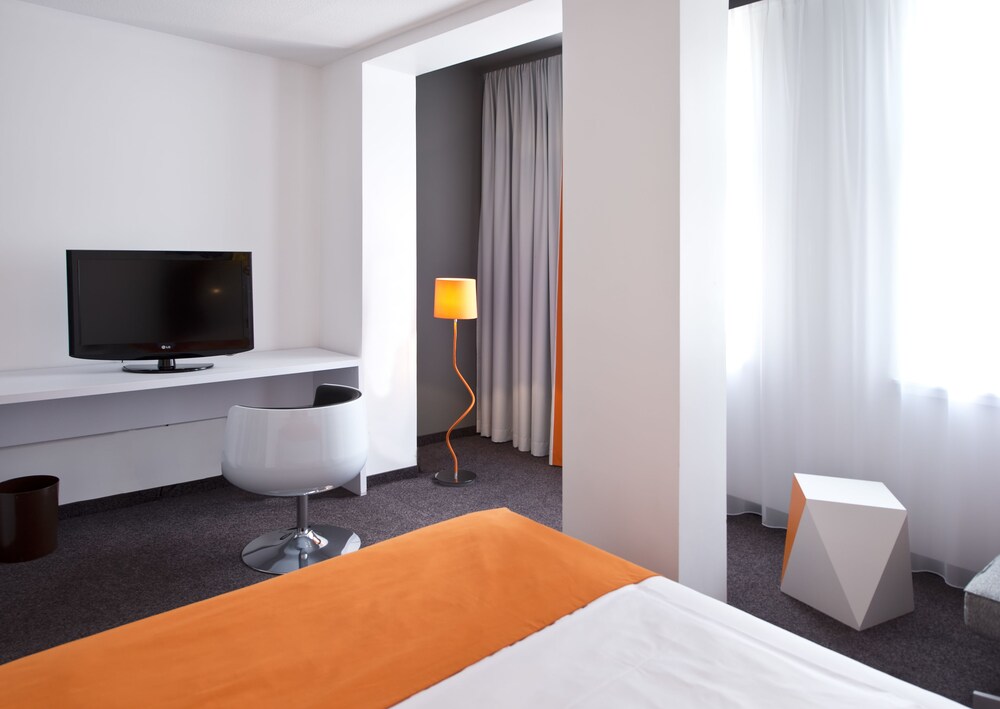 Wyndham Garden Düsseldorf City Centre Königsallee, Dusseldorf Wyndham Garden Düsseldorf City Centre Königsallee, Dusseldorf