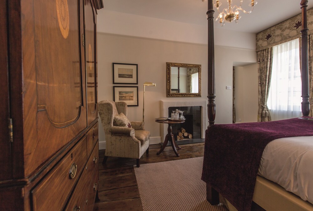 Macdonald Bear Hotel, Oxford Macdonald Bear Hotel, Oxford