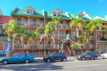 Central Railway Hotel
