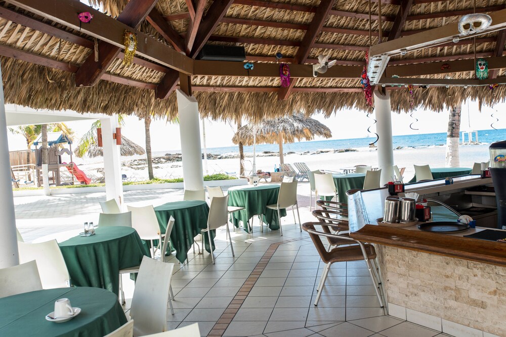 Holiday Beach Resort and Casino, Willemstad Holiday Beach Resort and Casino, Willemstad