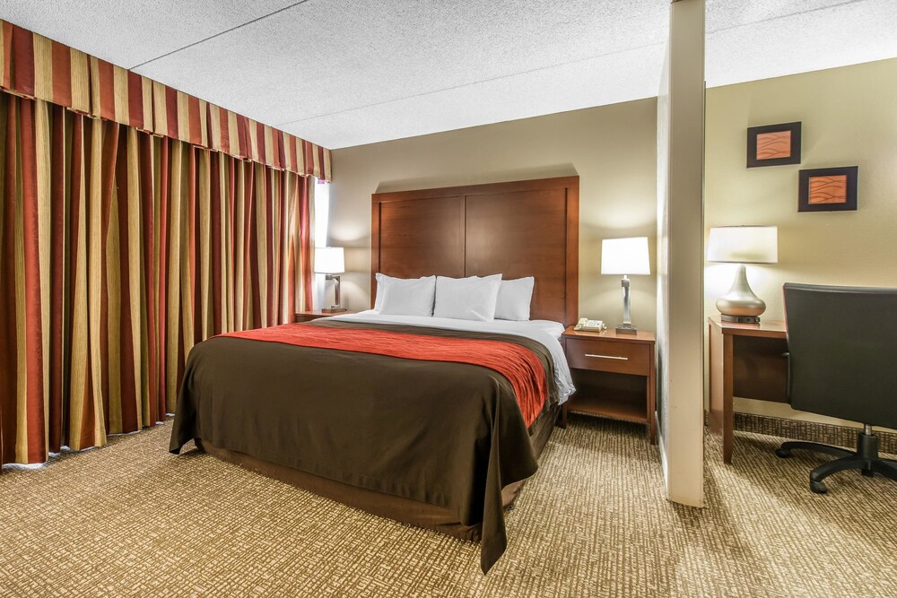 Comfort Inn & Suites, Denver Comfort Inn & Suites, Denver