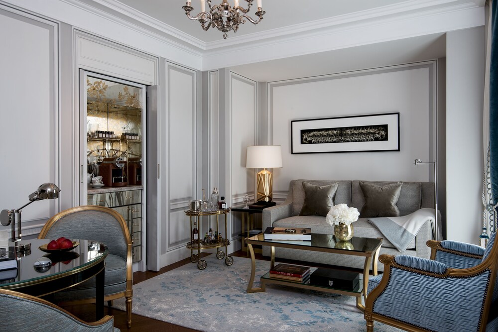 Hôtel de Crillon A Rosewood Hotel, Paris Hôtel de Crillon A Rosewood Hotel, Paris