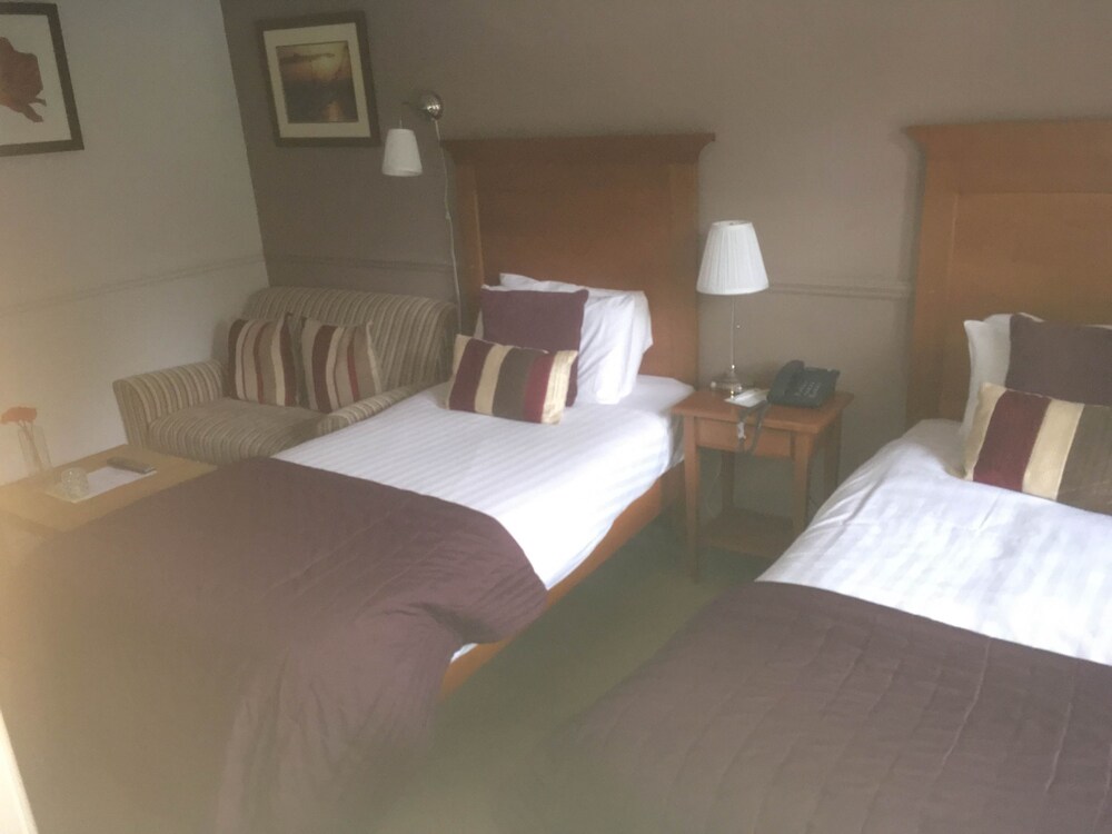 Gomersal Park Hotel, Leeds Gomersal Park Hotel, Leeds