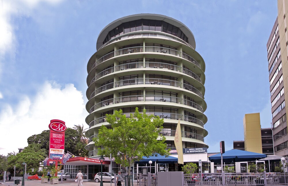 Madison Hotel Tower Mill, Brisbane Madison Hotel Tower Mill, Brisbane