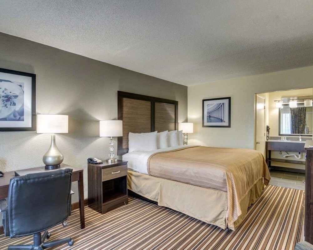 Baymont by Wyndham Charlotte Airport/Near Uptown, Charlotte Baymont by Wyndham Charlotte Airport/Near Uptown, Charlotte
