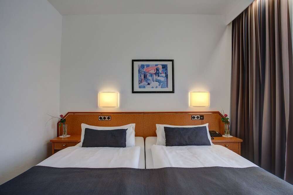 Centro Hotel Esplanade, Dusseldorf Centro Hotel Esplanade, Dusseldorf