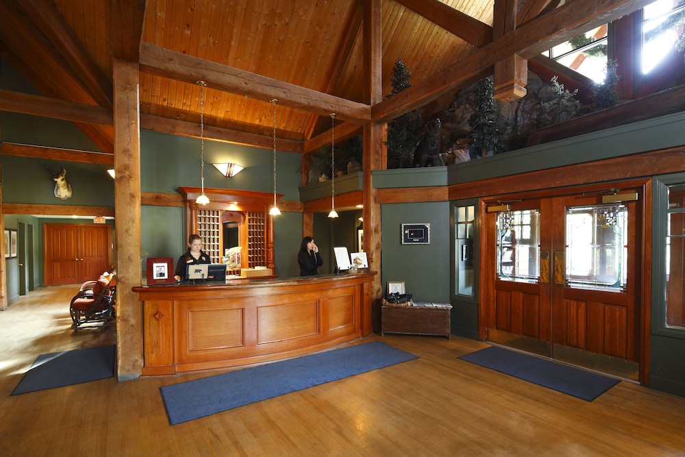 Buffalo Mountain Lodge, Banff Buffalo Mountain Lodge, Banff