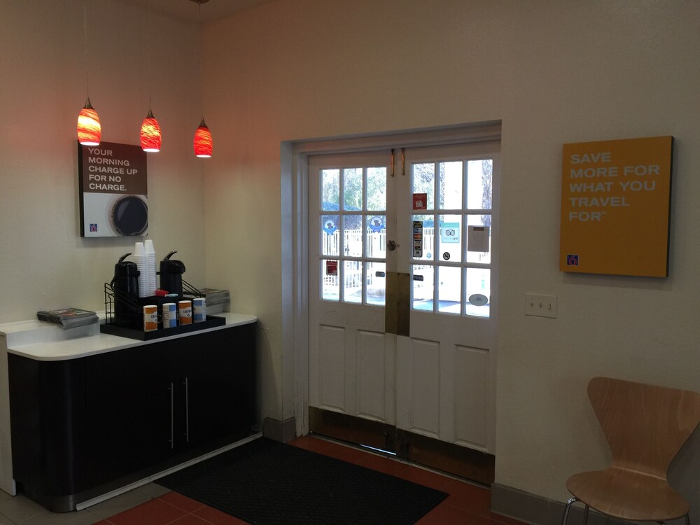 Motel 6 Raleigh Southwest - Cary, Cary Motel 6 Raleigh Southwest - Cary, Cary