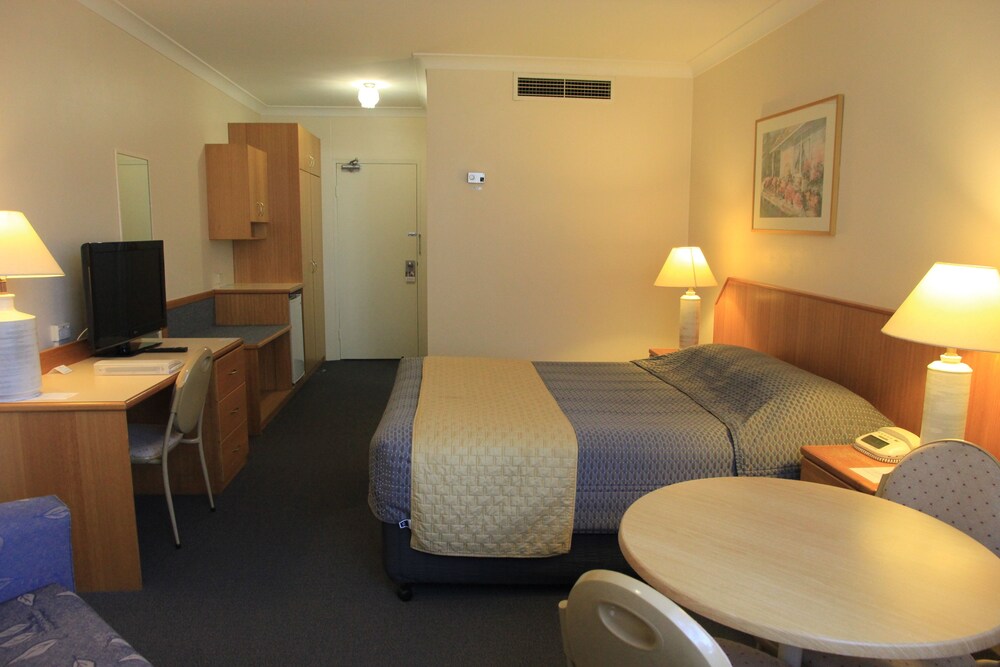 Charbonnier Motor Inn, Hunter Valley Charbonnier Motor Inn, Hunter Valley