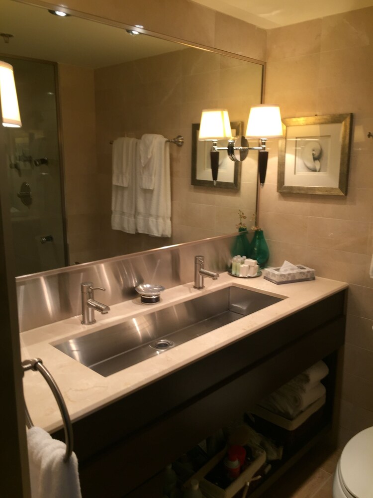 Le Nouvel Hotel & Spa, Montreal Le Nouvel Hotel & Spa, Montreal