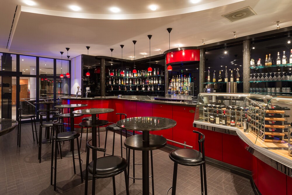 TRYP Düsseldorf Airport Hotel, Dusseldorf TRYP Düsseldorf Airport Hotel, Dusseldorf
