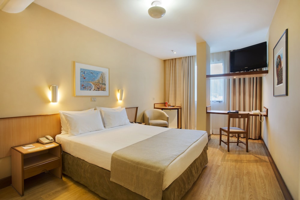 Windsor Plaza Hotel Windsor Plaza Hotel