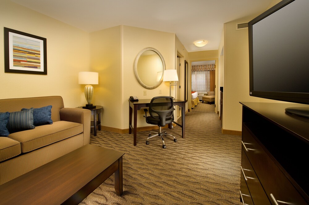 Holiday Inn Express and Suites Manassas, Manassas Holiday Inn Express and Suites Manassas, Manassas