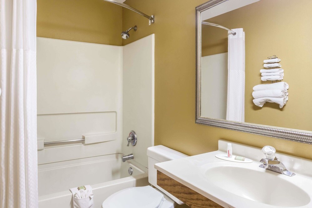 Super 8 by Wyndham Charlotte/Amusement Park Area, Charlotte Super 8 by Wyndham Charlotte/Amusement Park Area, Charlotte