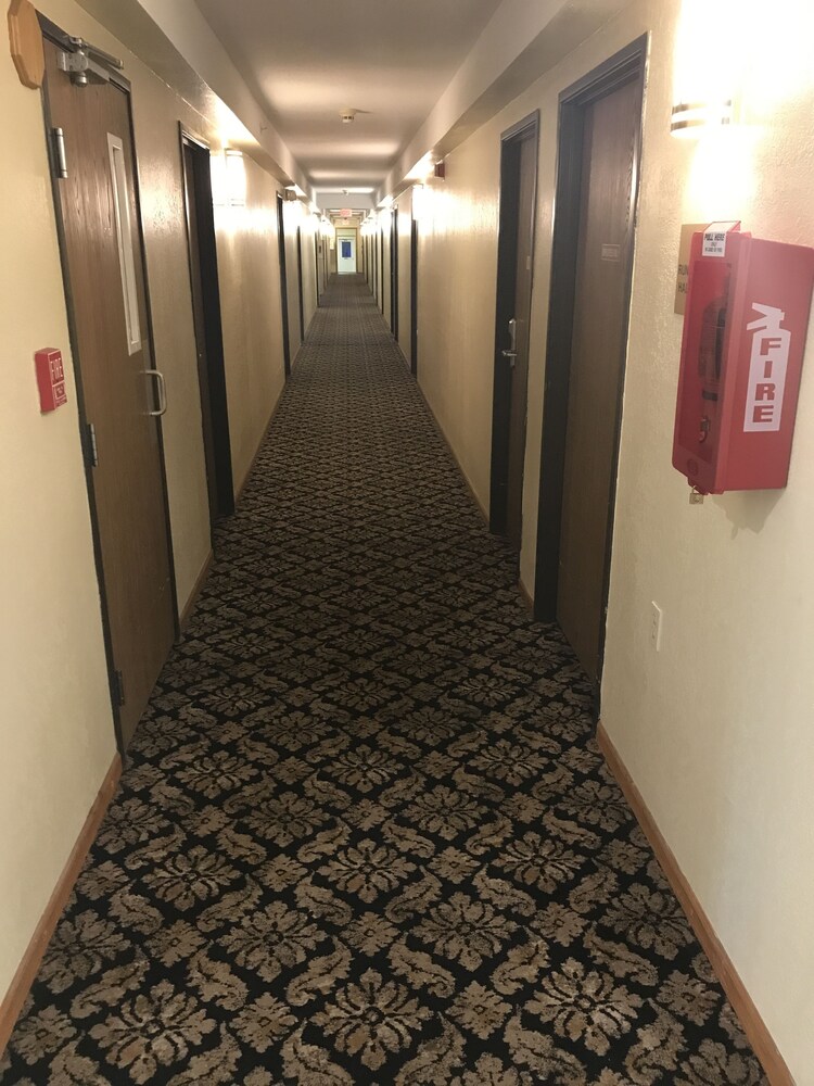 Super 8 by Wyndham Bridgeview of Mackinaw City, Mackinaw City Super 8 by Wyndham Bridgeview of Mackinaw City, Mackinaw City
