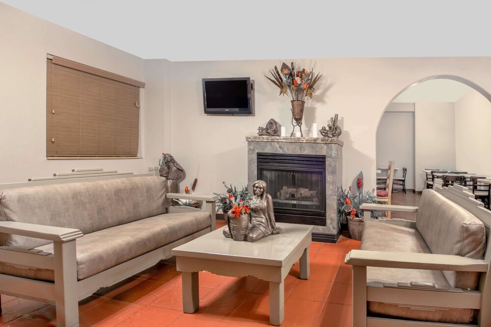 Super 8 by Wyndham Taos, Taos Super 8 by Wyndham Taos, Taos